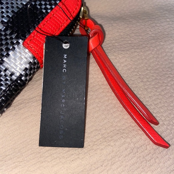 MARC JACOB LAPTOP 13.5”CASE - Picture 3 of 4